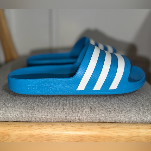 Adidas Adilette Aqua Slides FY8047 Blue White Men’s Sandals Comfort US 9 - Picture 2 of 9
